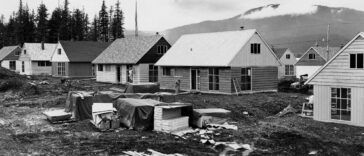 The Hullah Houses were built by the Hullah Construction Company Ltd., a Canadian construction firm founded by Norman W. Hullah in 1948. The company gained popularity for barging in pre-built houses and assembling them in Kitimat.